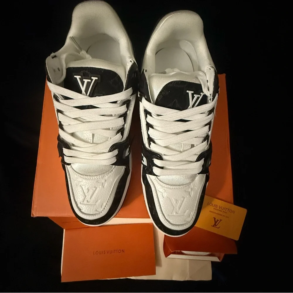 Louis Vuitton Black Cowboy Trainers Men’s sz 11 - Picture 2 of 3